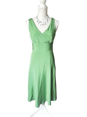 J.Crew Sophia Silk Green Sleeveless V-Neck A-Line midi Dress